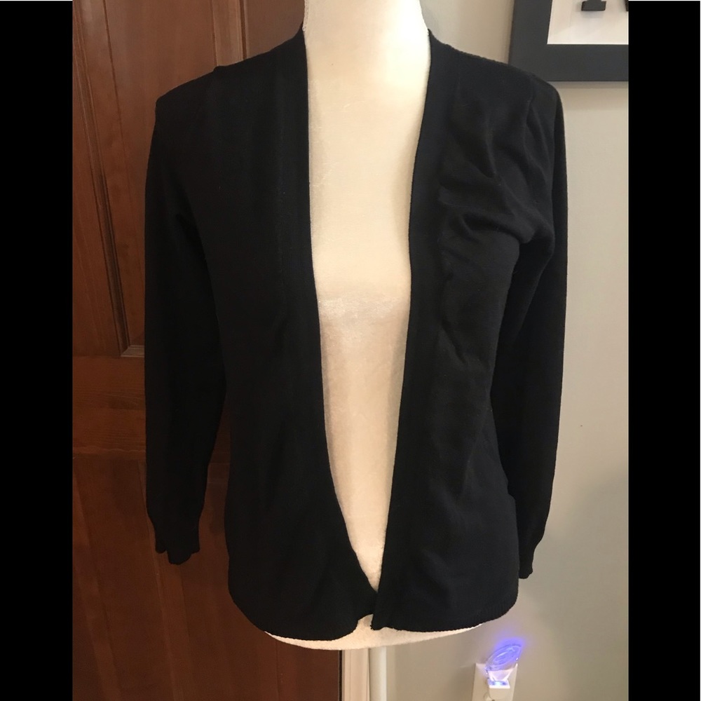 Maurices Black Open Cardigan. GUC. Sz. S